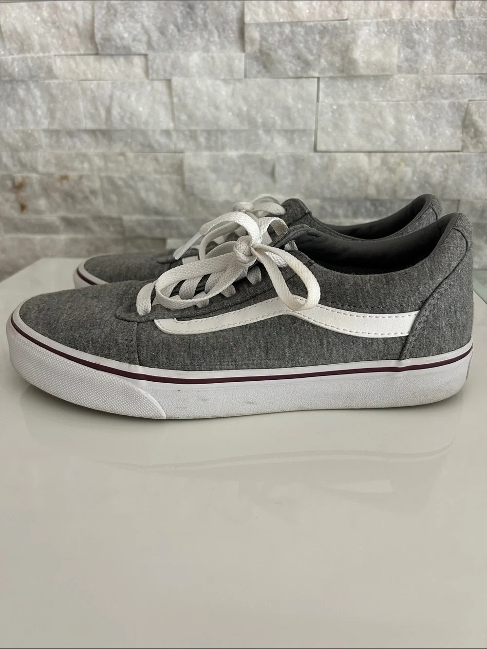 Vans sneakers photos sidestripe